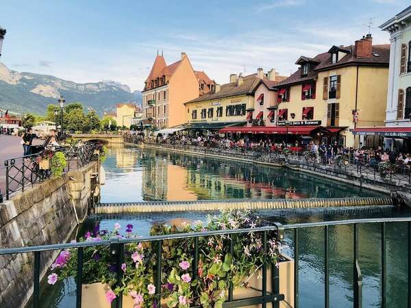 Chauffeur Privé VTC pour Annecy